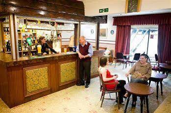 Hawthorn Hotel Radcliffe エクステリア 写真